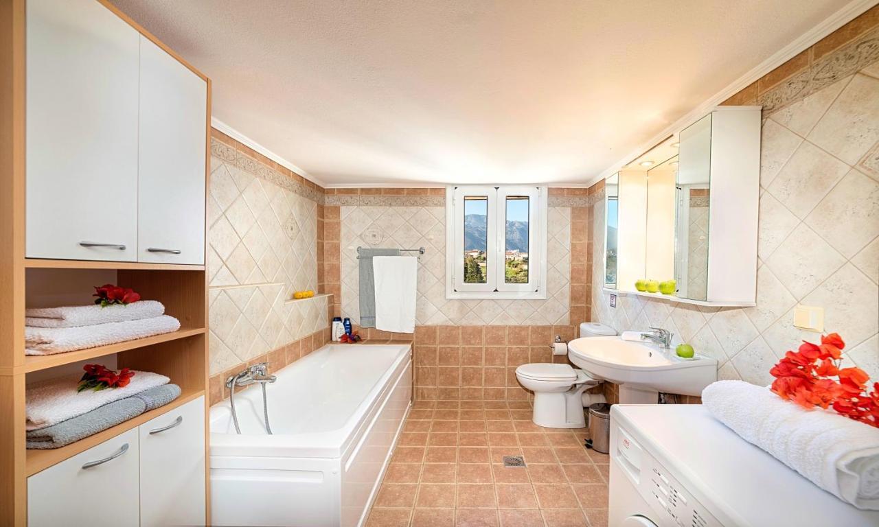 Villa Di Palma Heated Pool Koufi Екстер'єр фото